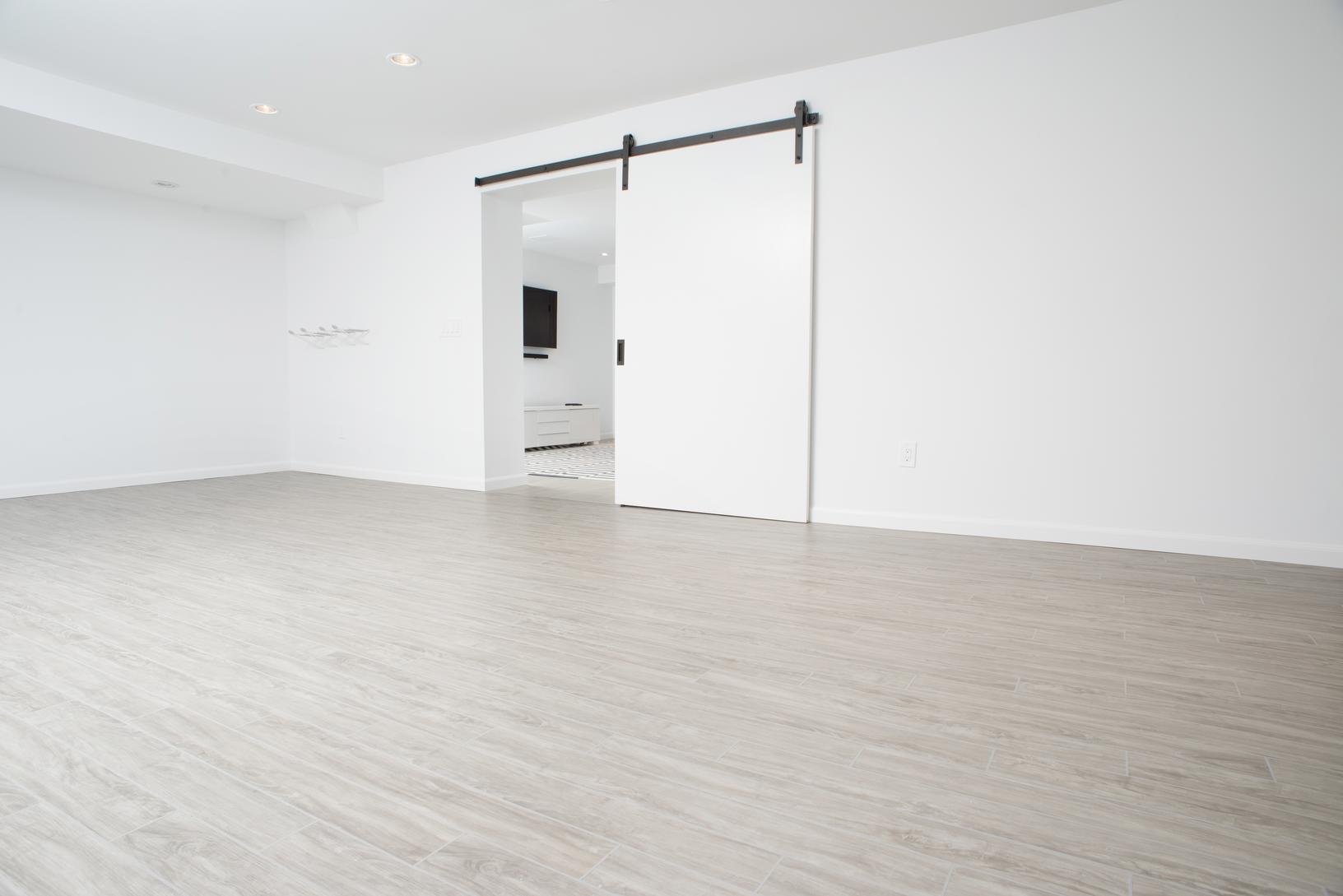 ThermalDry® Elite Plank Flooring Installation